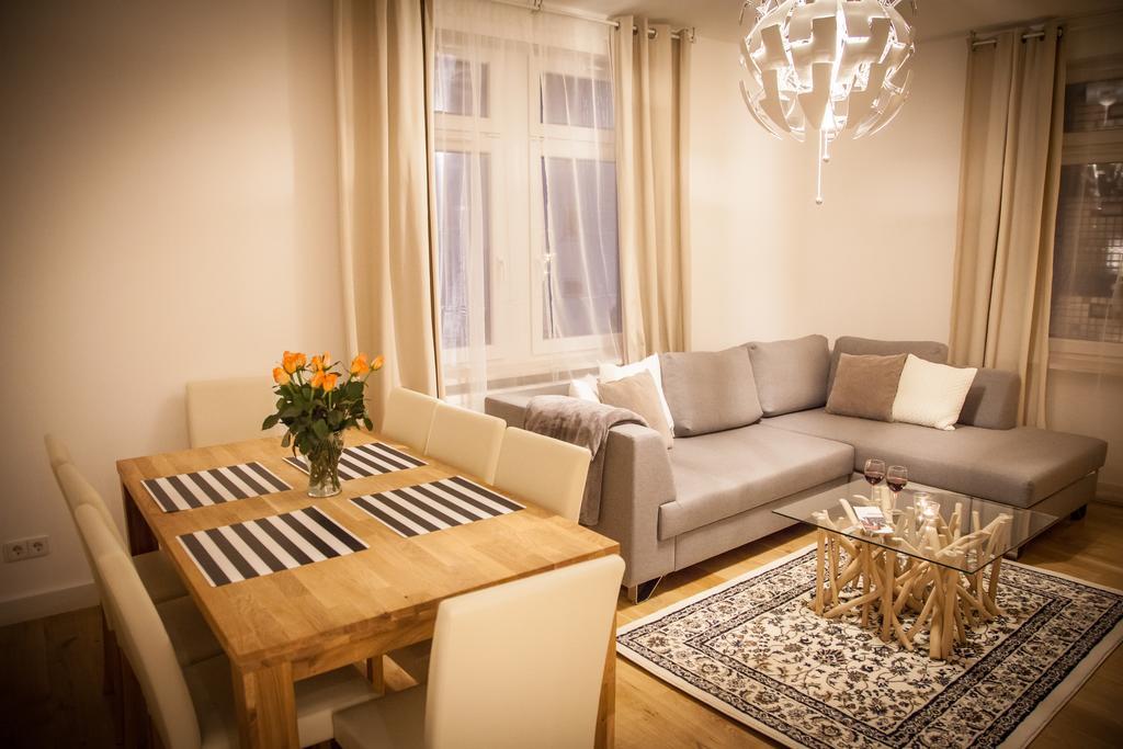 Apartment Haus ไฮเดลเบิร์ก ภายนอก รูปภาพ